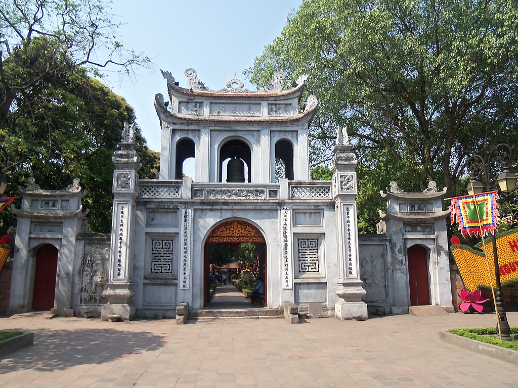 Temple of Literature & National University